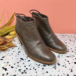 Rachel Comey Chocolate Brown Booties Sz 8.5